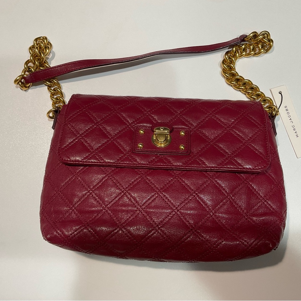 🌱🌱NWT Marc Jacobs Quilted Genuine Soft Lamb Leather Shoulder Bag, 11x8”